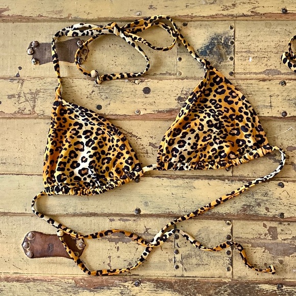 🔥 KERRY CUSHMAN GORGEOUS BIKINI!🔥 - Picture 11 of 11